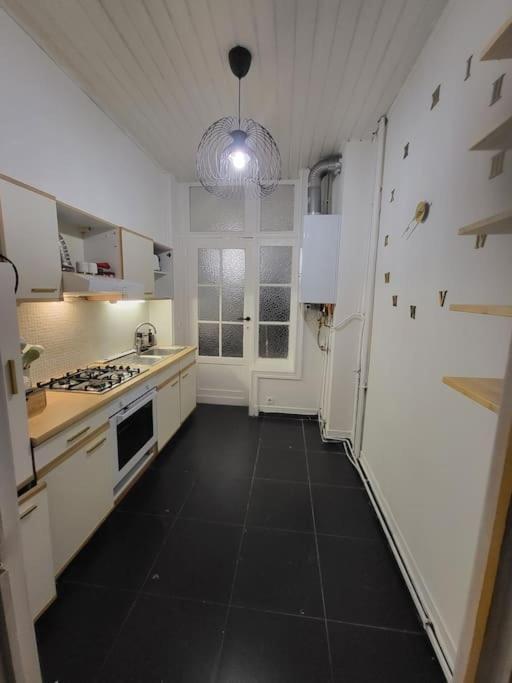 Appartement Style Haussmannien 1 Bedroom Bruselas Exterior foto